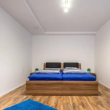 New House Near Munich, Airport+Trade Fair Center * Eching (Freising)